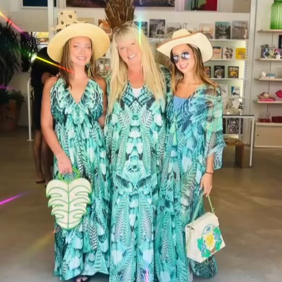 Lotta Stensson Coverup Kaftan in green feather - Picture 5 of 6